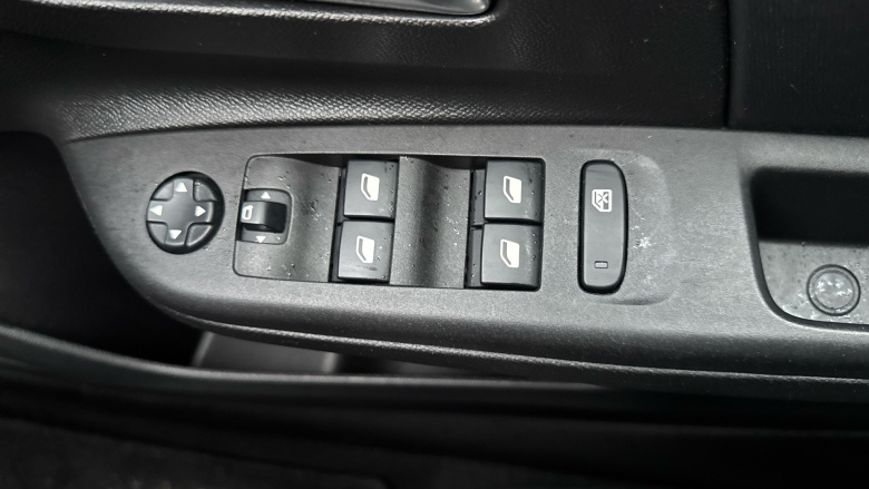 Vauxhall Corsa 1.2 SE 5dr Petrol Hatchback